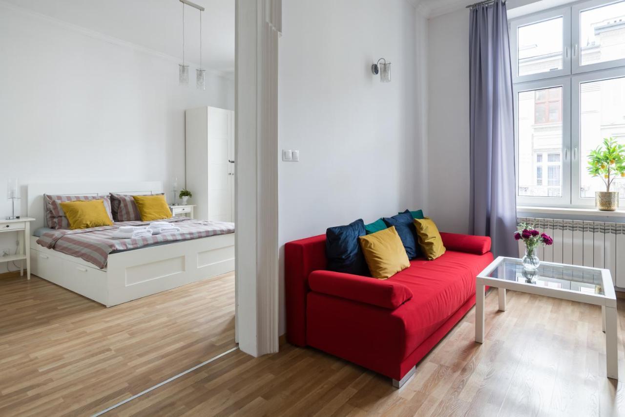 Discover Krakow Apartments - 3 Rakowicka St - Classic Apartments Near Main Station - Netflix Екстериор снимка