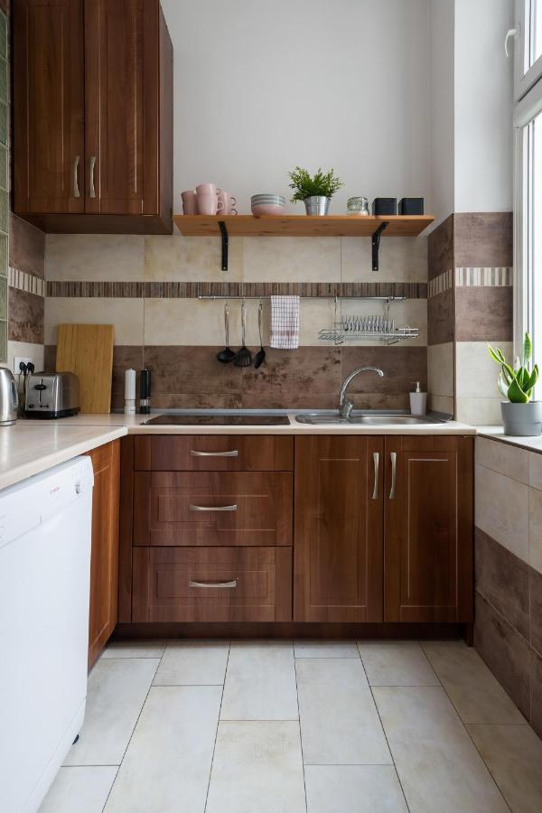 Discover Krakow Apartments - 3 Rakowicka St - Classic Apartments Near Main Station - Netflix Екстериор снимка