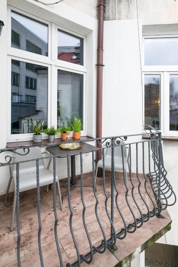 Discover Krakow Apartments - 3 Rakowicka St - Classic Apartments Near Main Station - Netflix Екстериор снимка