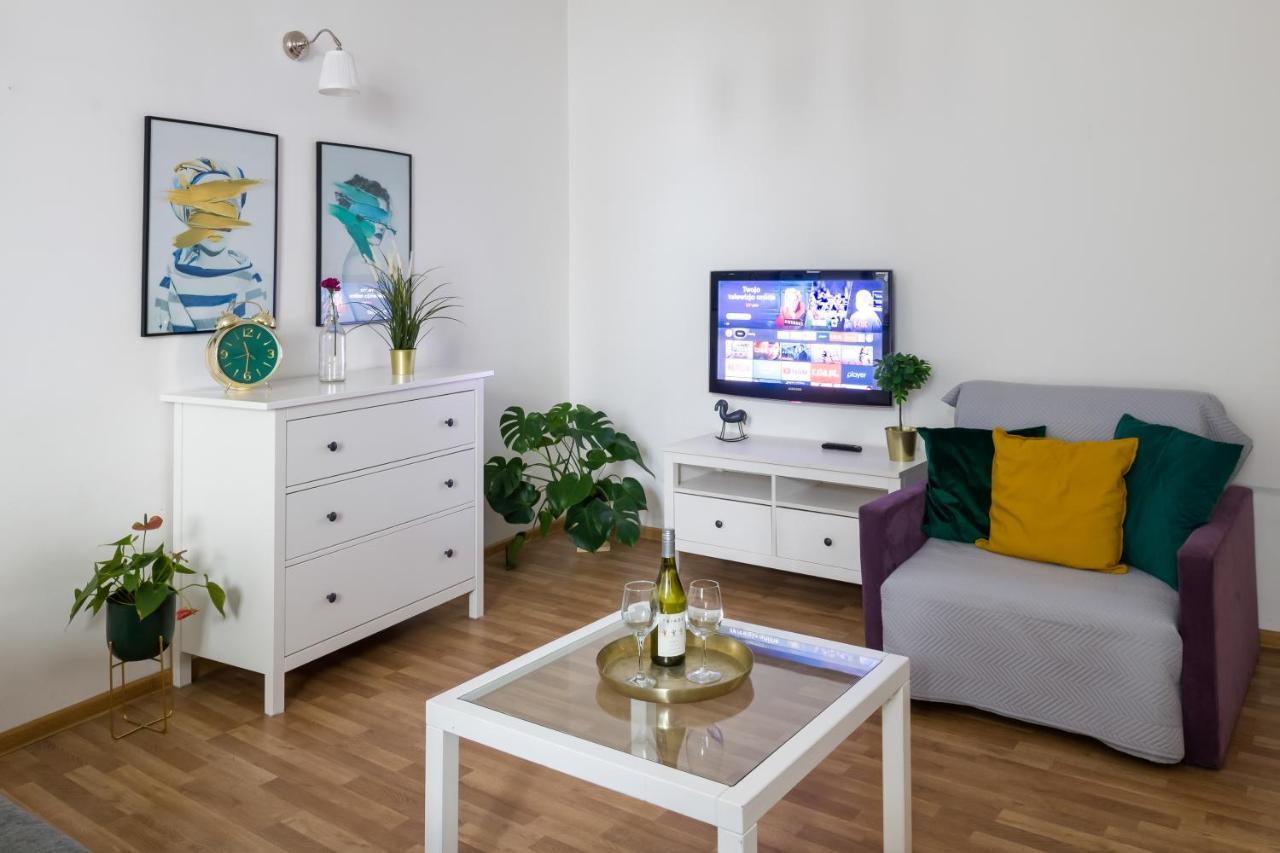 Discover Krakow Apartments - 3 Rakowicka St - Classic Apartments Near Main Station - Netflix Екстериор снимка